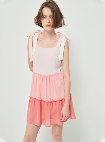 Váy liền thắt nơ dây áo màu hồng