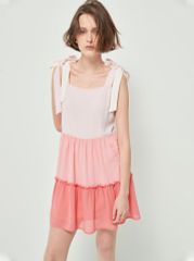 Váy liền thắt nơ dây áo màu hồng