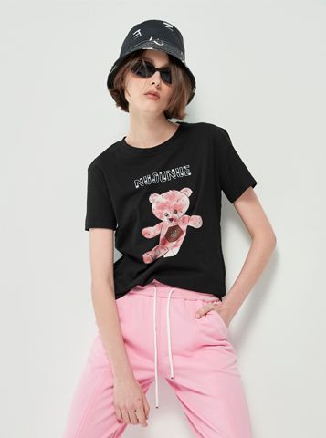 Áo thun in hình Gấu Hồng