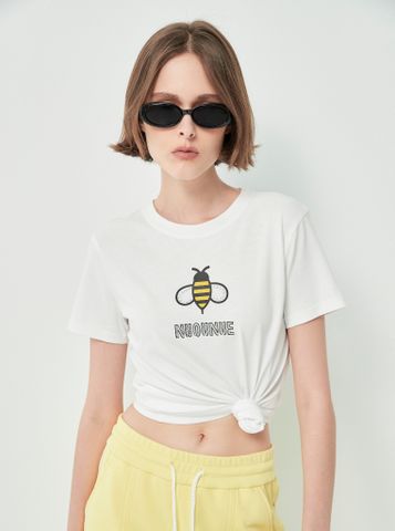 Áo thun in hình con ong đính đá