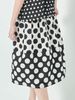 Chân váy chấm bi màu đen trắng